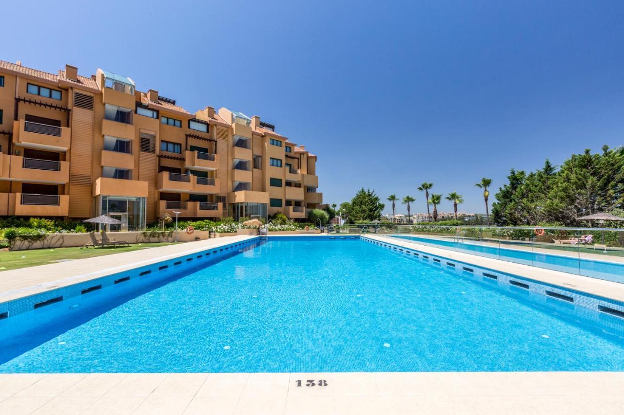 Ribera Del Marlin Apartment San Martin del Tesorillo Luaran gambar