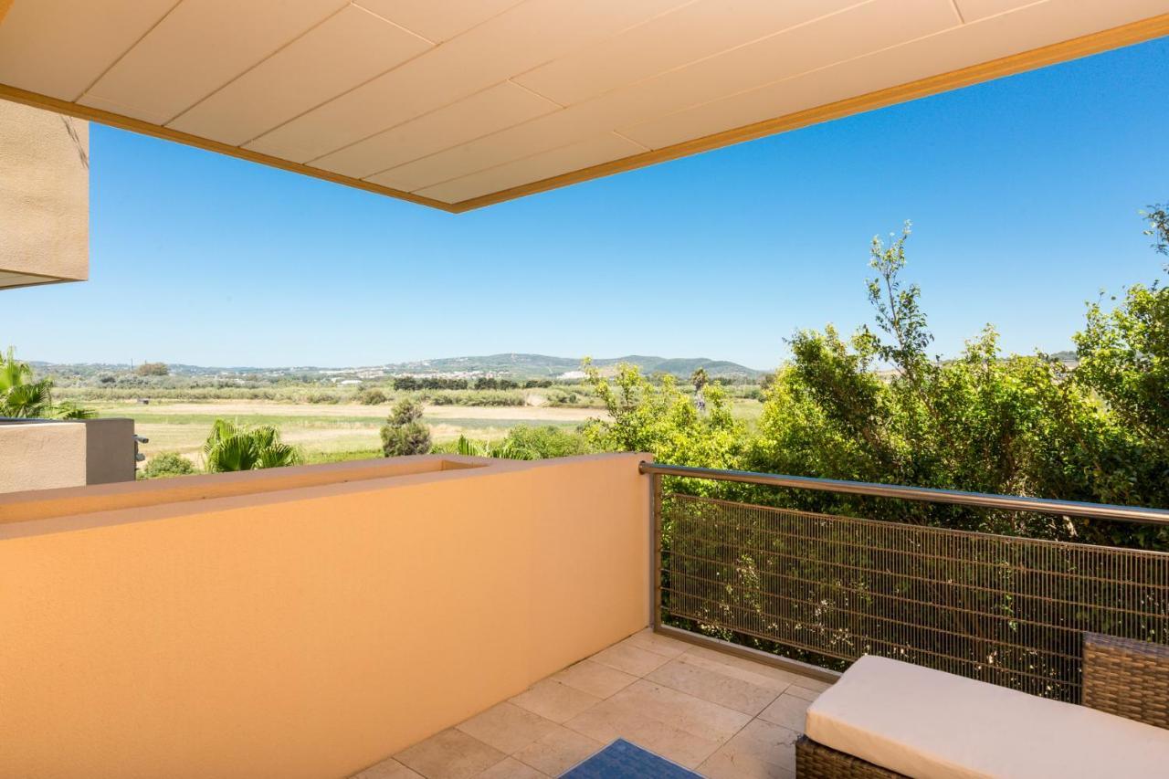 Ribera Del Marlin Apartment San Martin del Tesorillo Luaran gambar